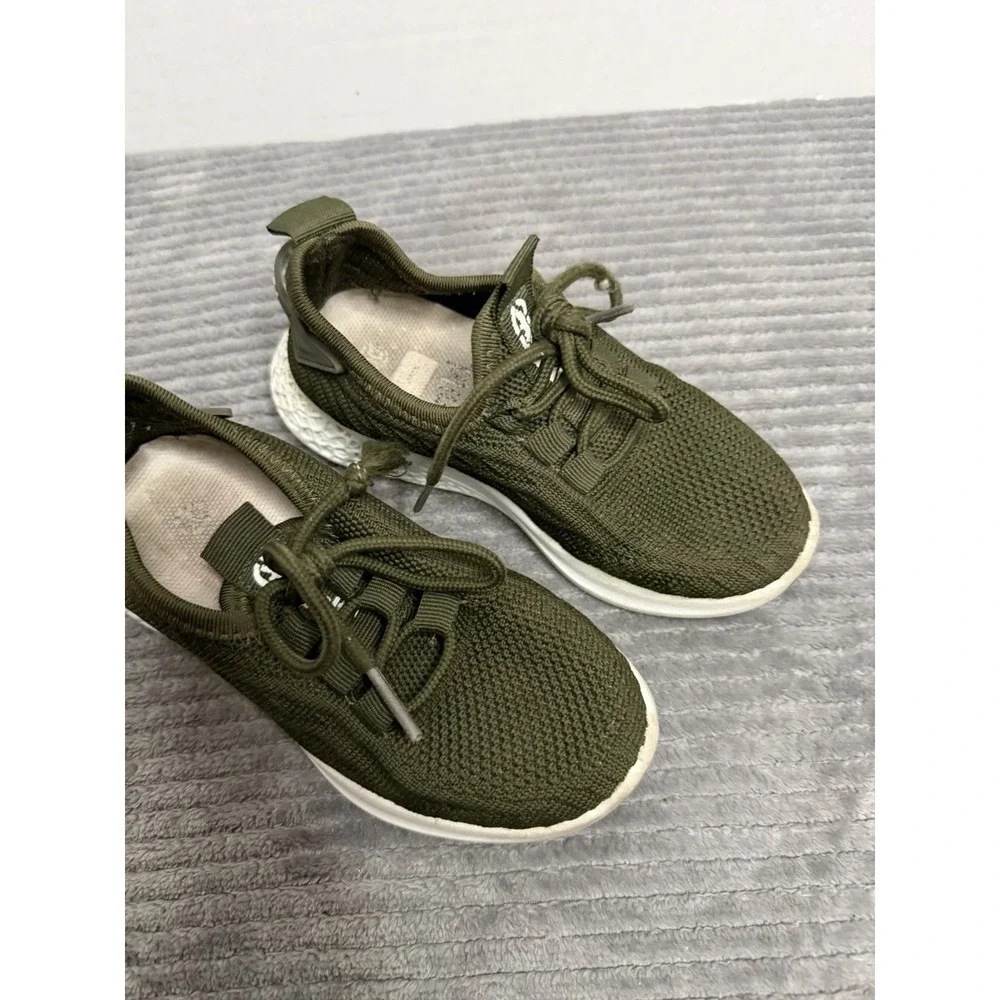 Toddler 6c olive green Ecko Unltd sneakers